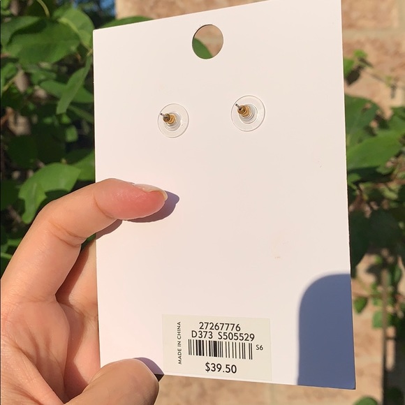 LOFT Pastel Crystal Statement Earings - Picture 2 of 3